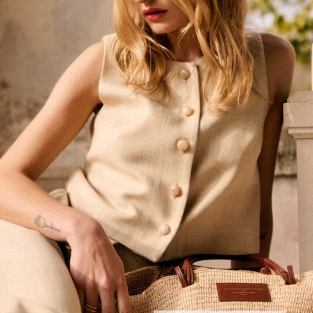 Sezane NWT Altea blouse in light beige